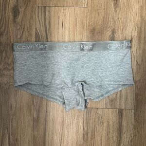 NWOT Calvin Klein Gray woman’s boyshort underwear